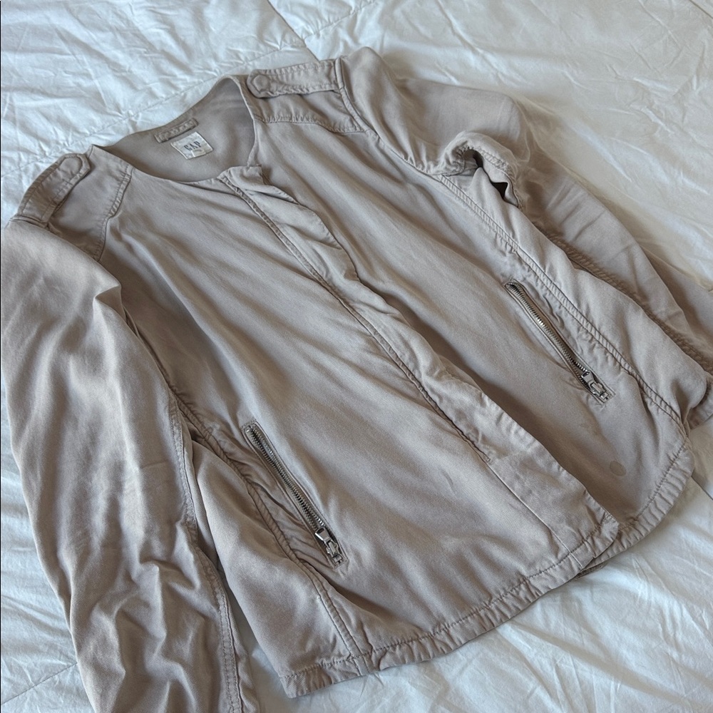 Gap Utility Jacket Women's Small Beige Collarless Hidden Zip-Up Long Sleeve XL - Picture 2 of 7